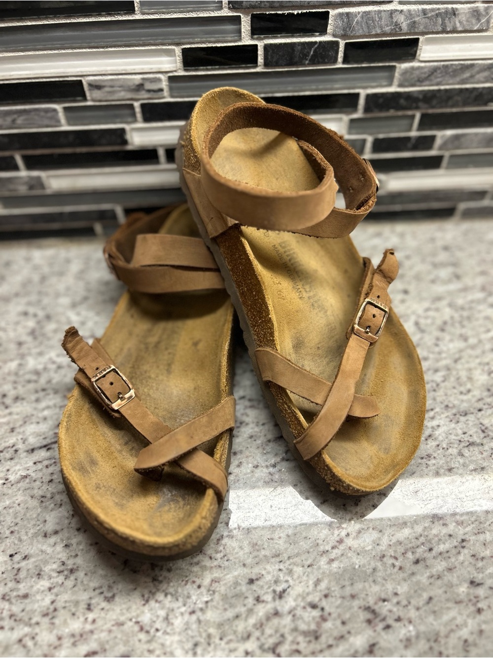 Birkenstock Yara Brown Leather Ankle-Strap Sandals women’s size 8(39)